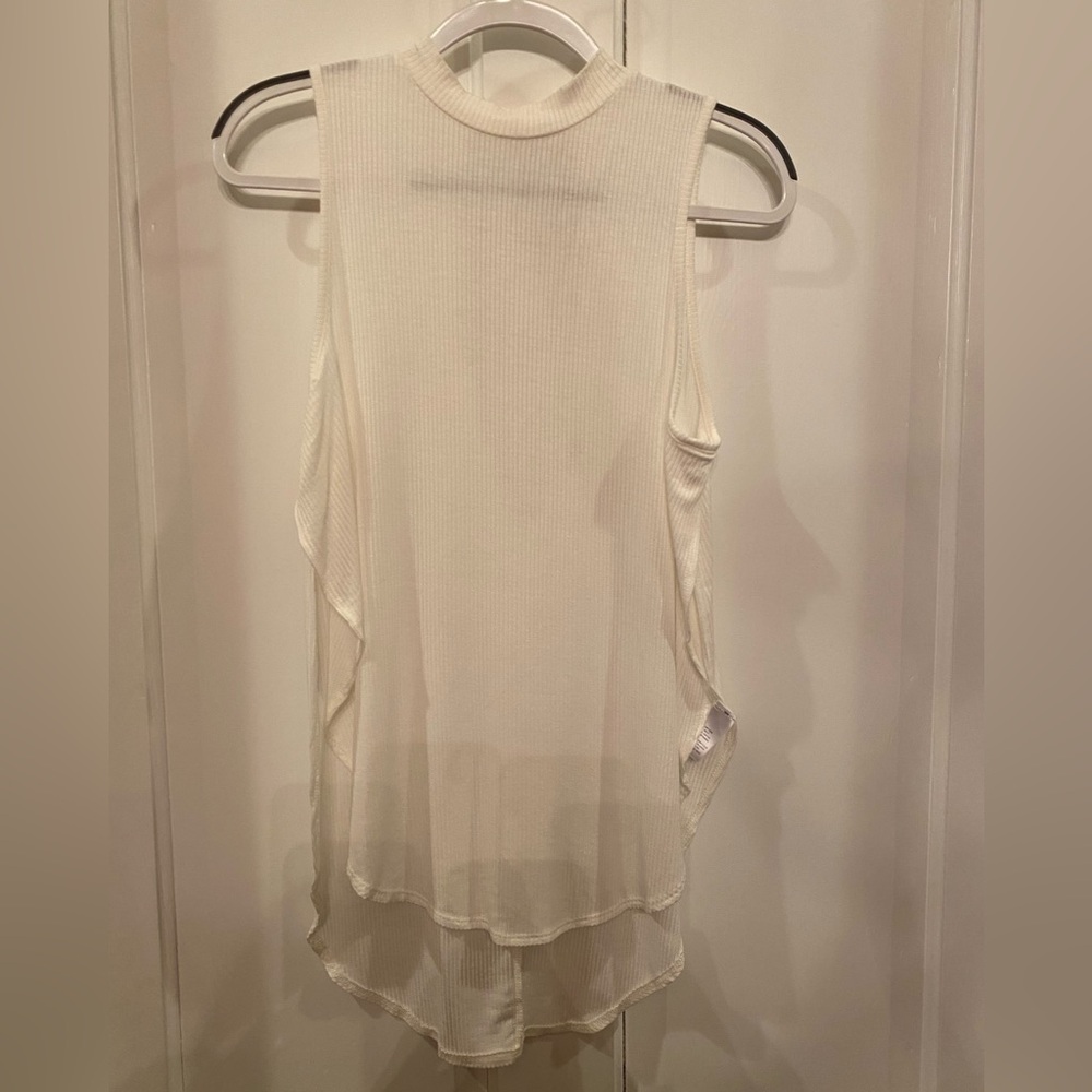 Dance & Marvel White Ribbed Top Size S
